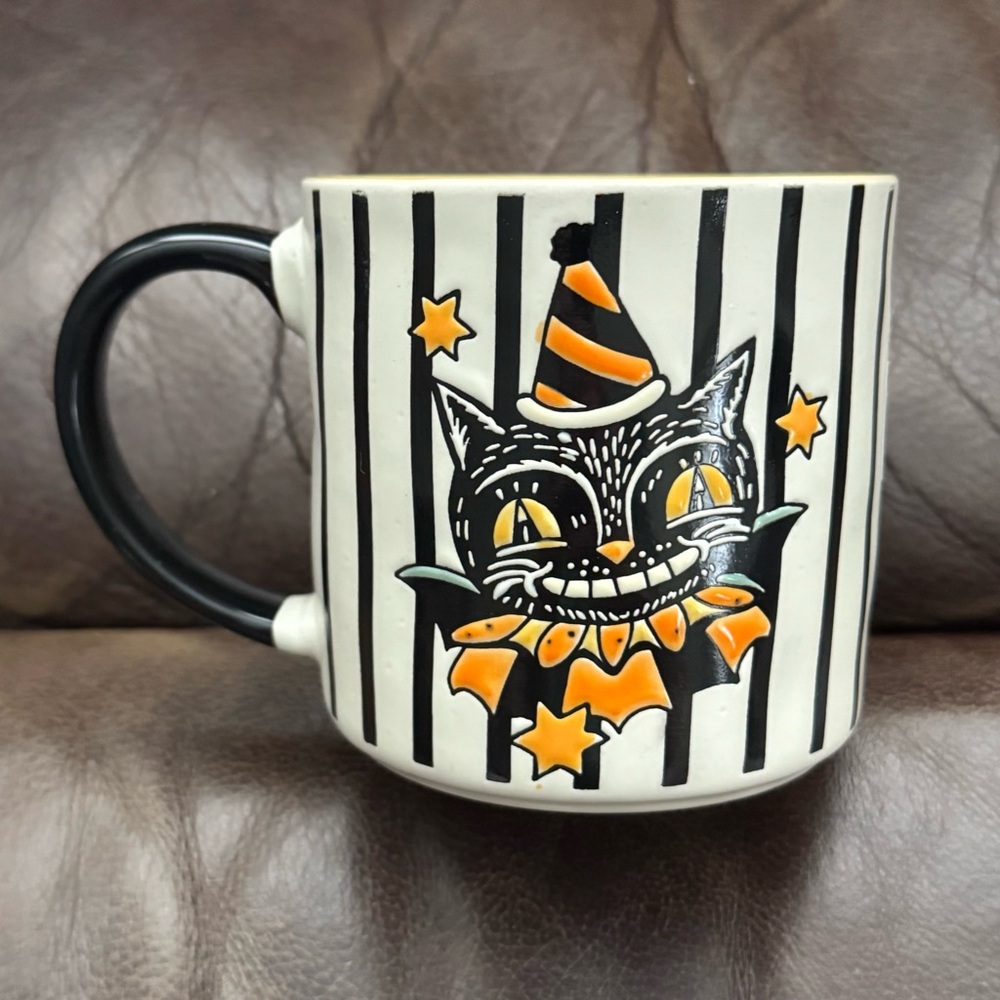 Moxy Vintage Black Cat 18oz Halloween Mug - Eli & Ana - Picture 5 of 9